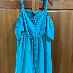 New with tags Torrid 1x cold shoulder teal blouse.